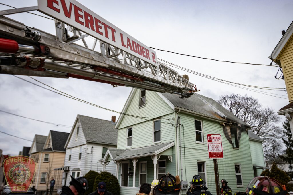 Everett Ladder 2 in Action