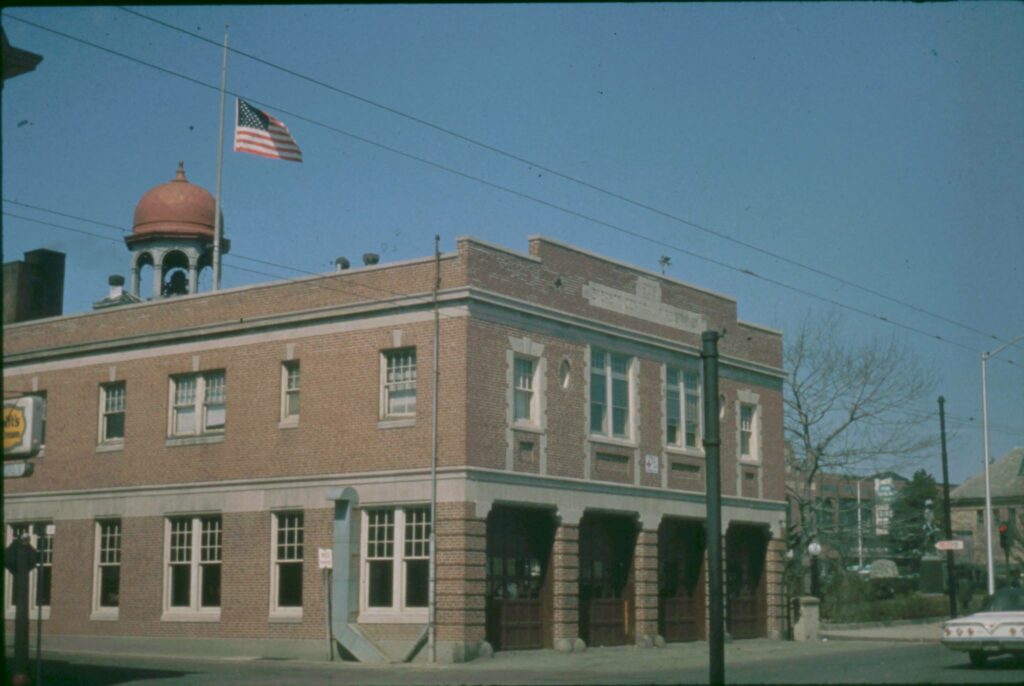 A building in Everett