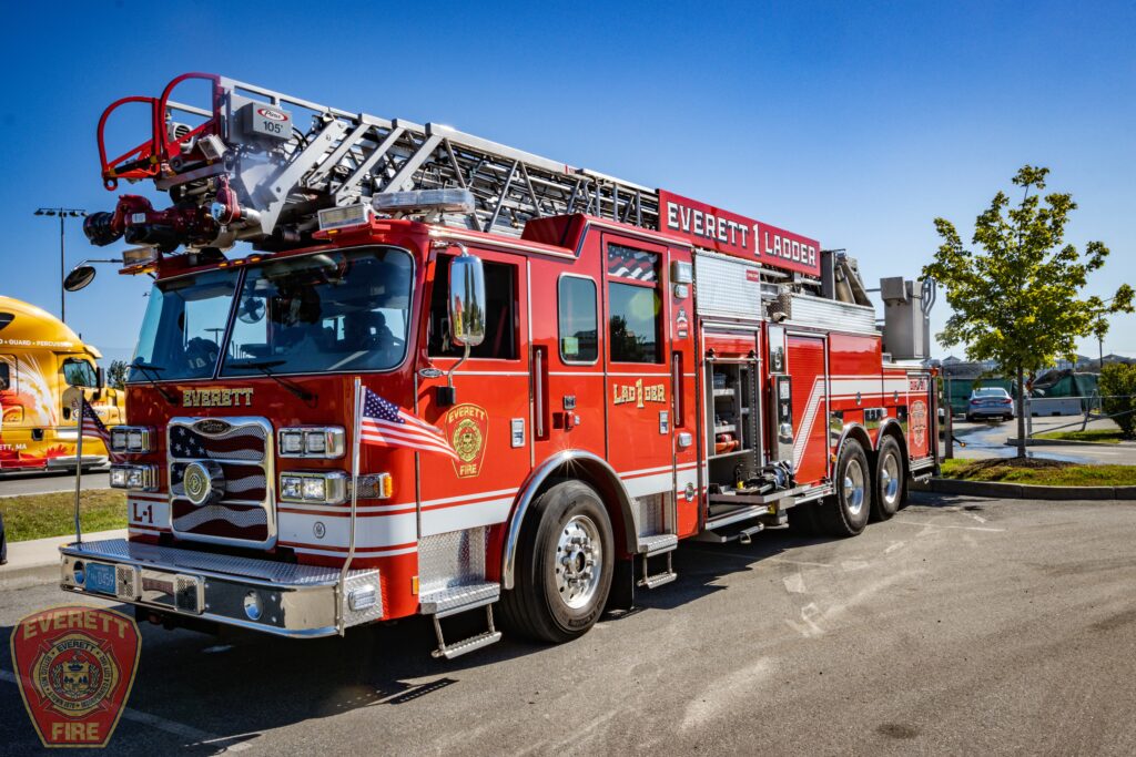 Everett Fire Department Ladder 1